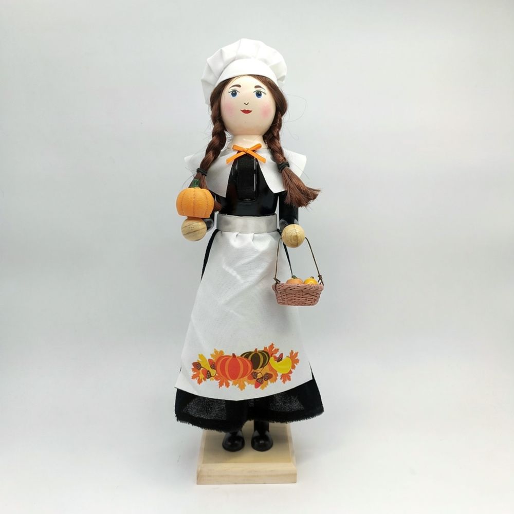 Festive Wooden Nutcracker Figu - Nutcracker Figurine ulasan dan harga